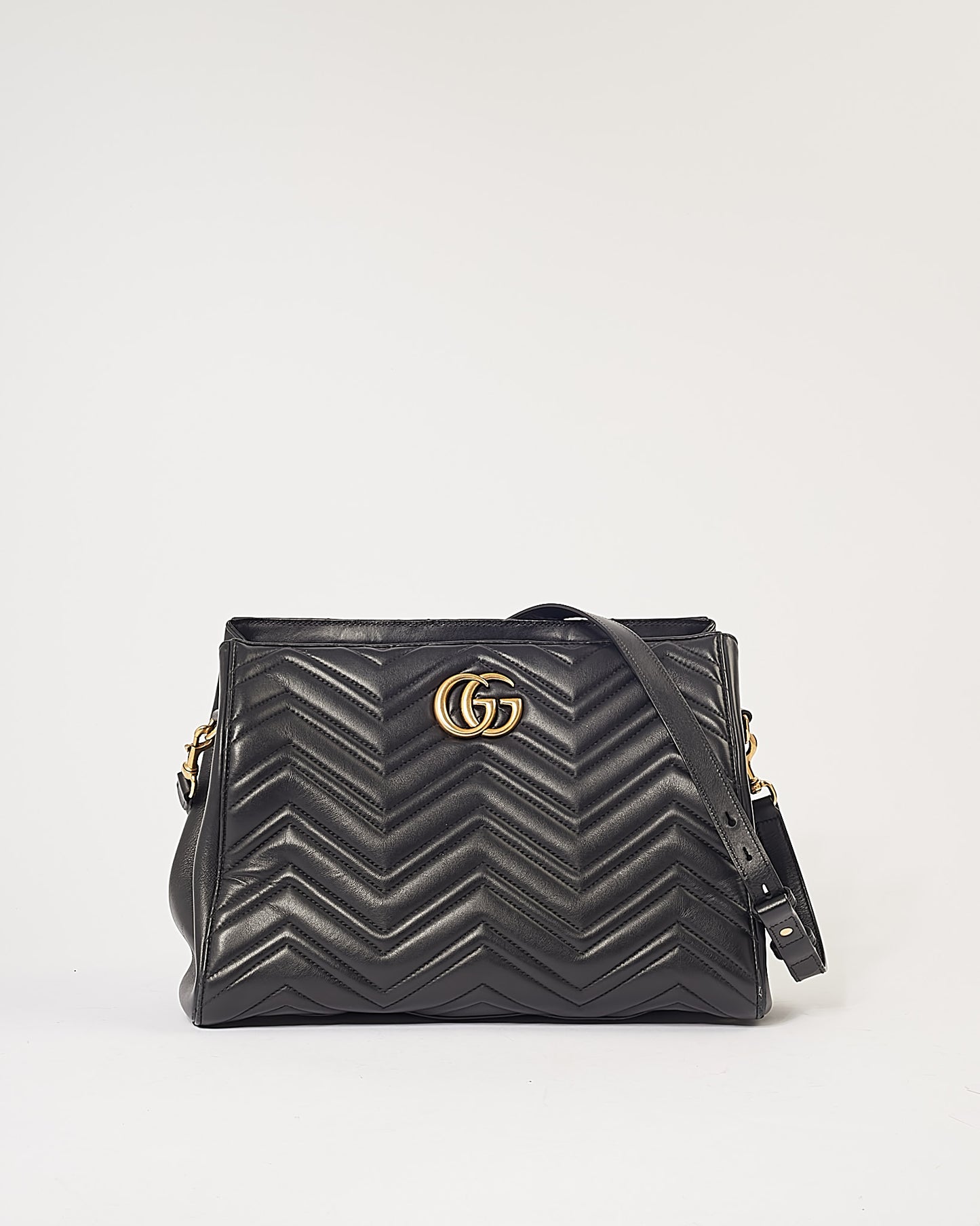 Sac cabas GG Marmont moyen en cuir matelassé noir Gucci Noir