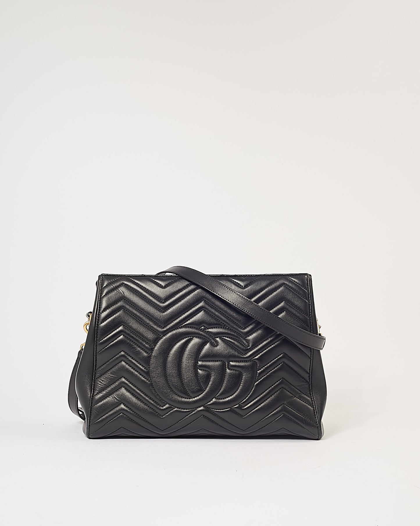 Sac cabas GG Marmont moyen en cuir matelassé noir Gucci Noir