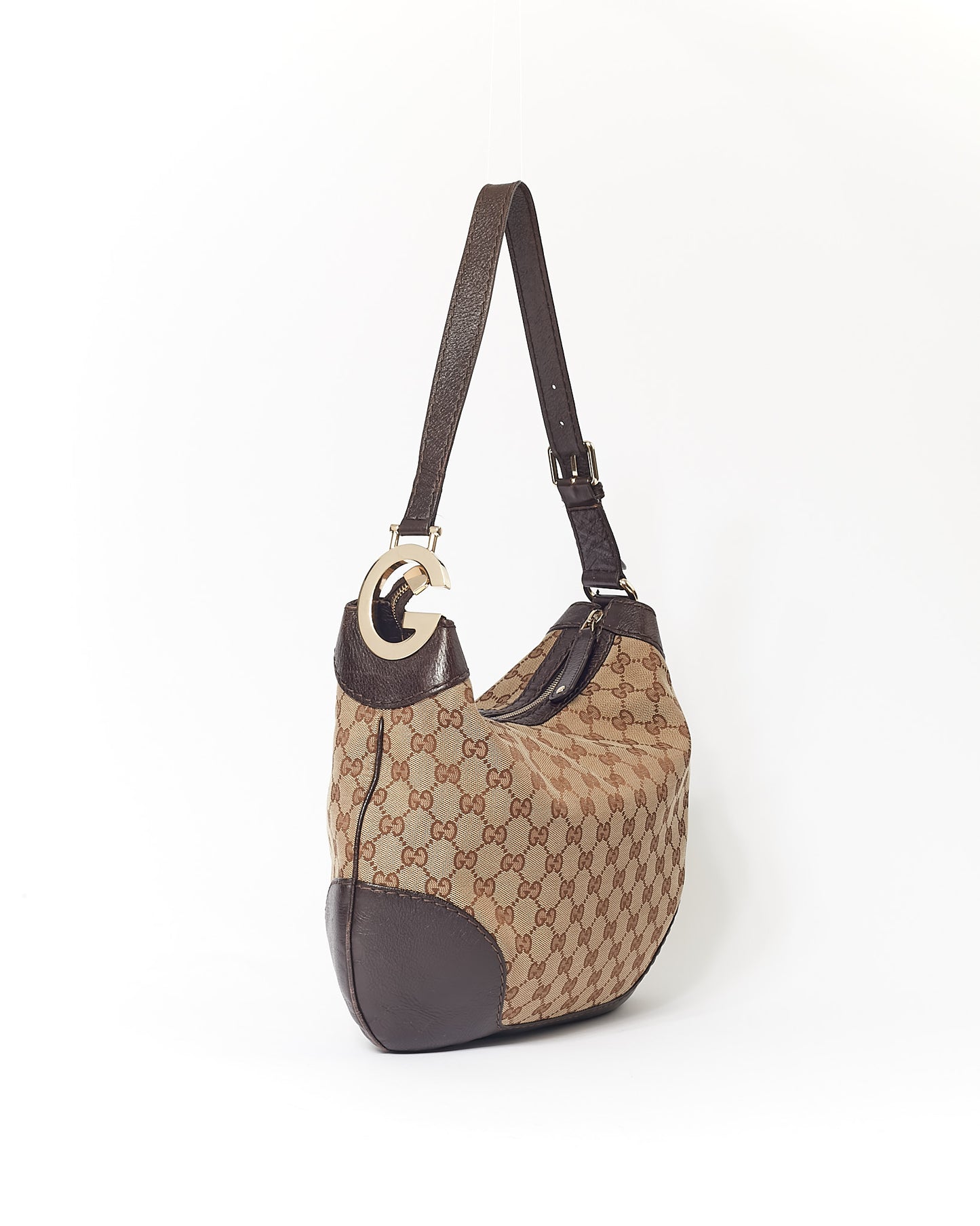 Sac à bandoulière en toile suprême GG marron Gucci