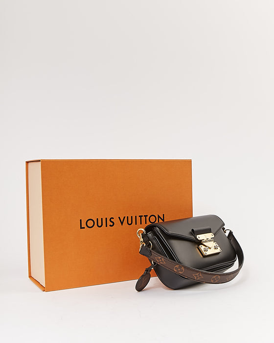 Louis Vuitton Monogram Canvas and Golden Metal Leather Keep It Twice B –  RETYCHE