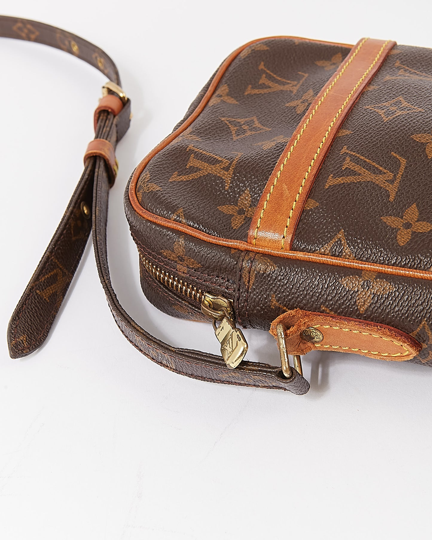 Louis Vuitton Monogram Canvas Danube Sac à bandoulière