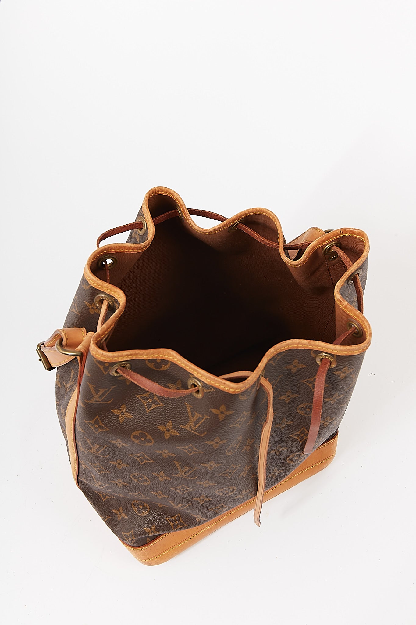 Louis Vuitton Monogram Canvas Noe GM Bucket Bag