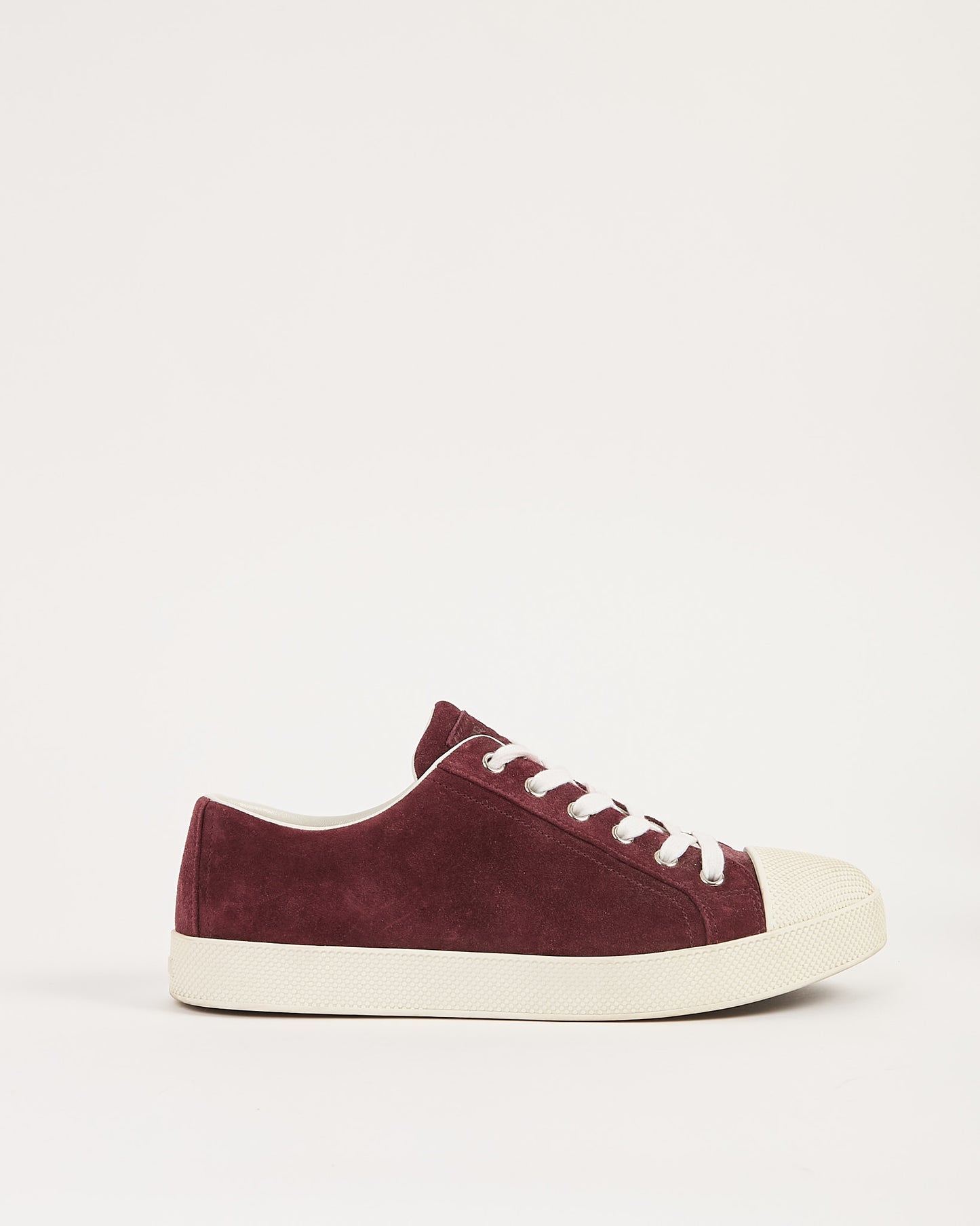 Baskets à lacets en daim violet Prada - 38,5