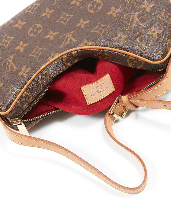 Louis Vuitton Monogram Croissant PM - Brown Shoulder Bags, Handbags -  LOU698458