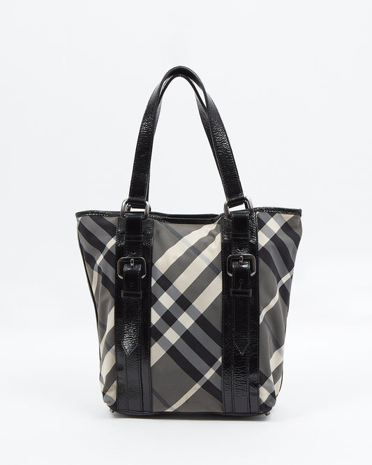 Burberry - Sac fourre-tout en toile et cuir verni Nova Check gris