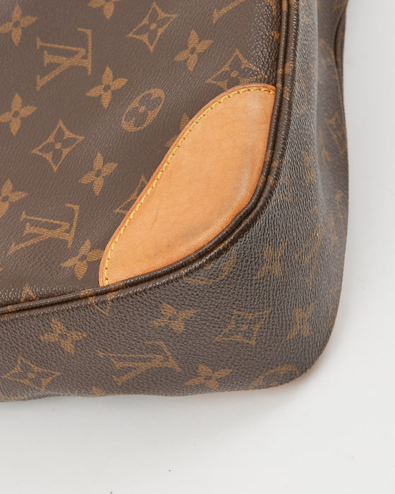 LOUIS VUITTON Boulogne 30 Monogram Shoulder Bag – Debsluxurycloset