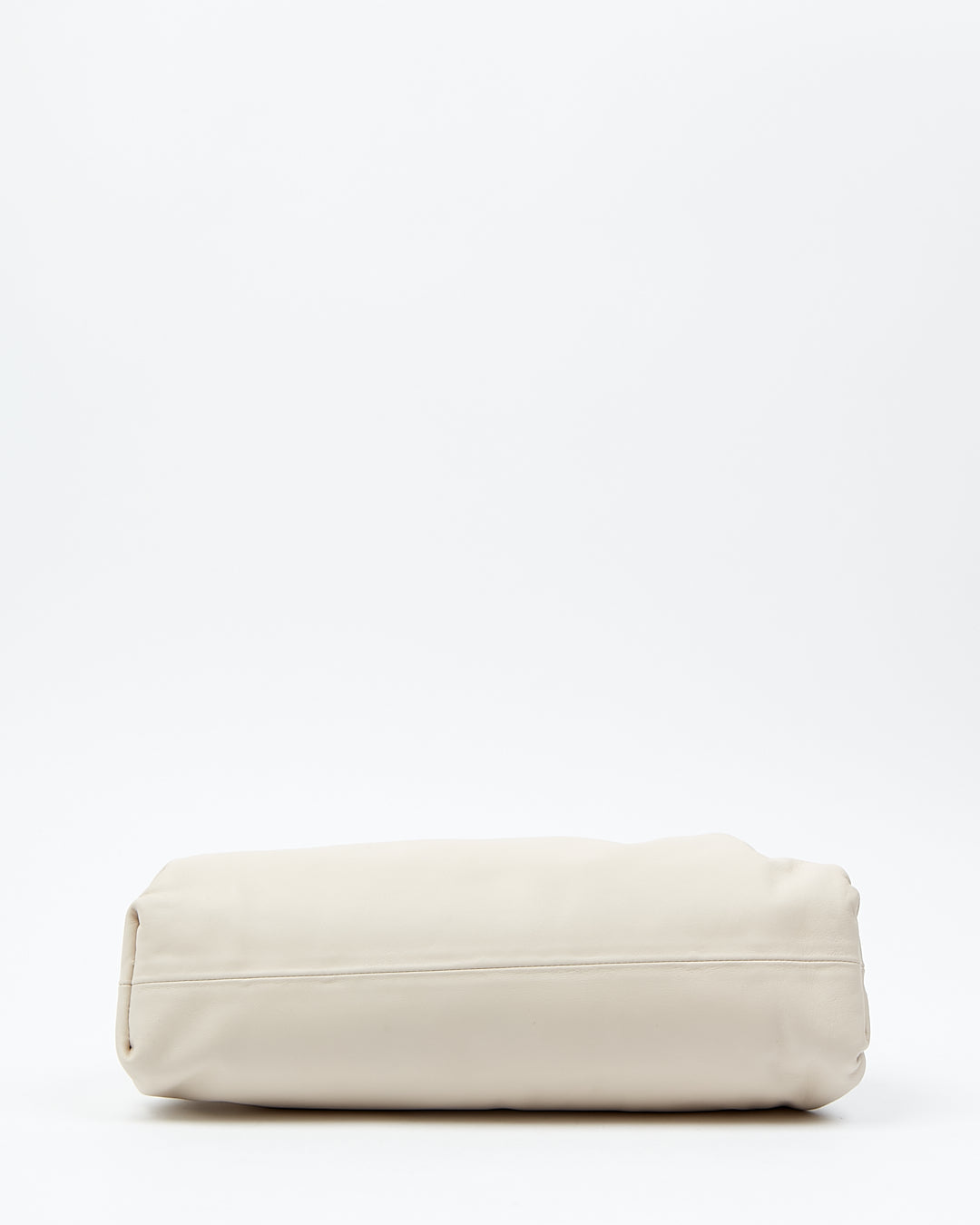 Bottega Veneta pochette en cuir blanc cassé The Pouch