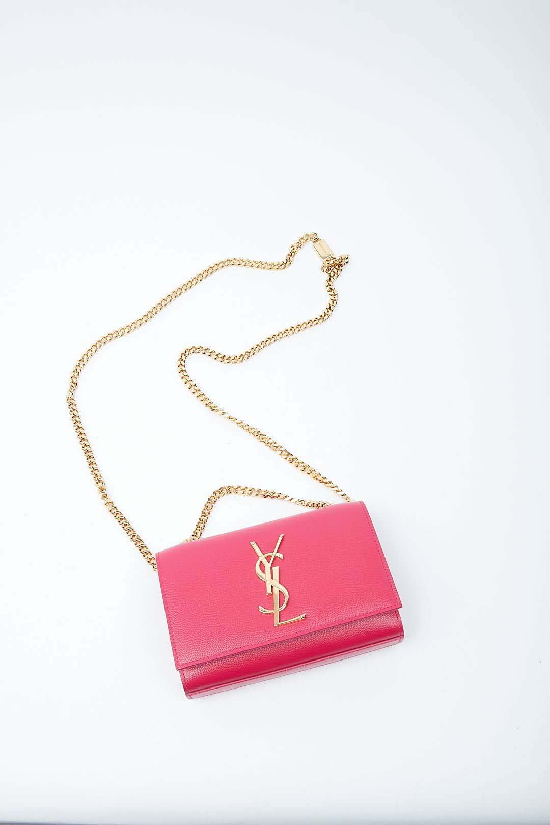 Saint Laurent Petit sac à chaîne Kate en cuir fuchsia avec monogramme