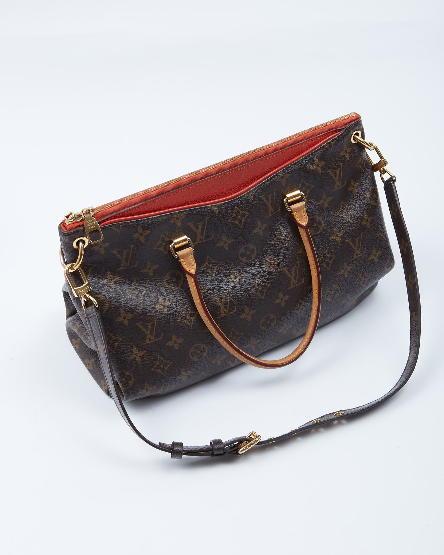 Louis Vuitton Monogram Canvas Pallas MM Sac à poignée supérieure