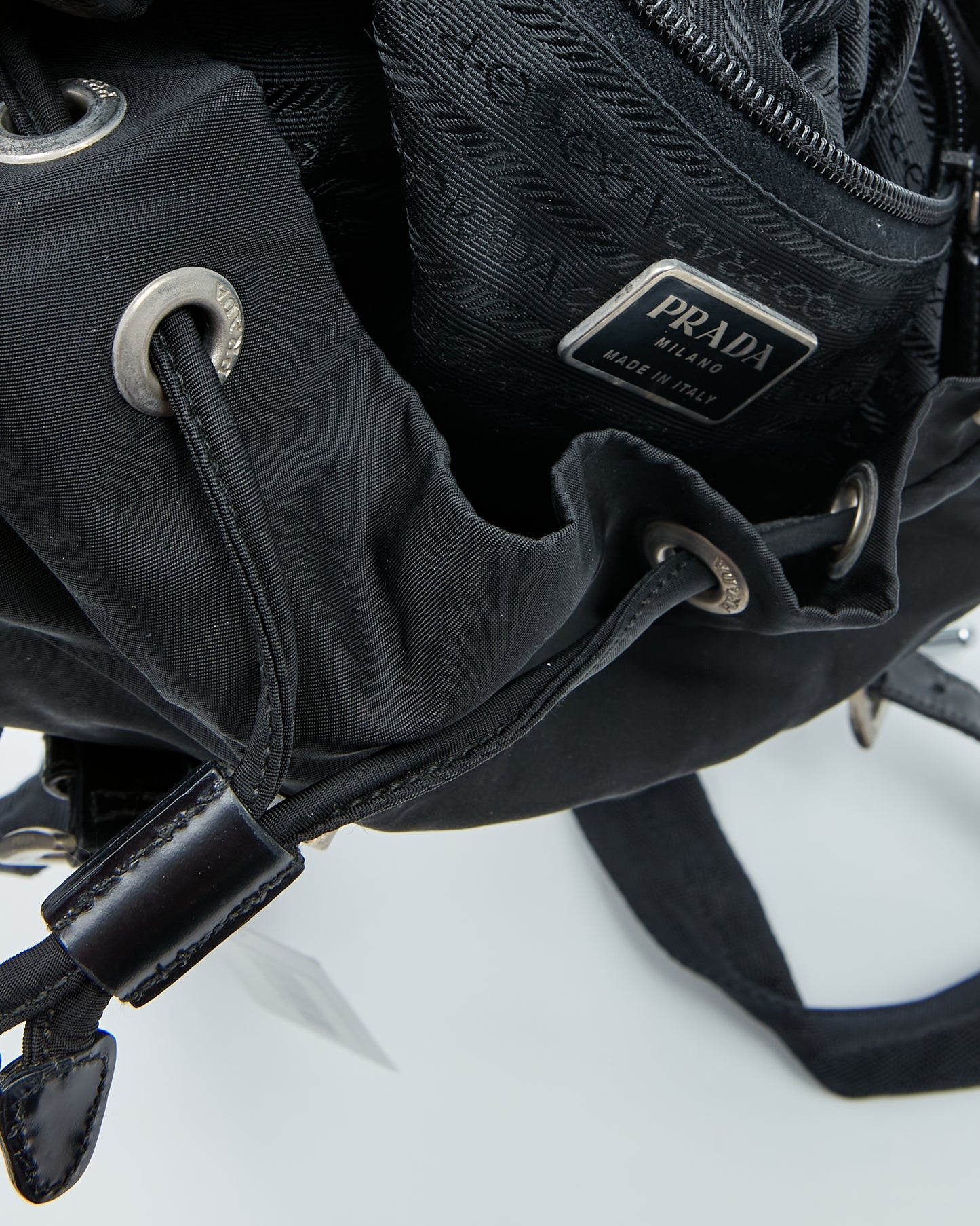 Petit sac à dos Prada en nylon noir Tessuto