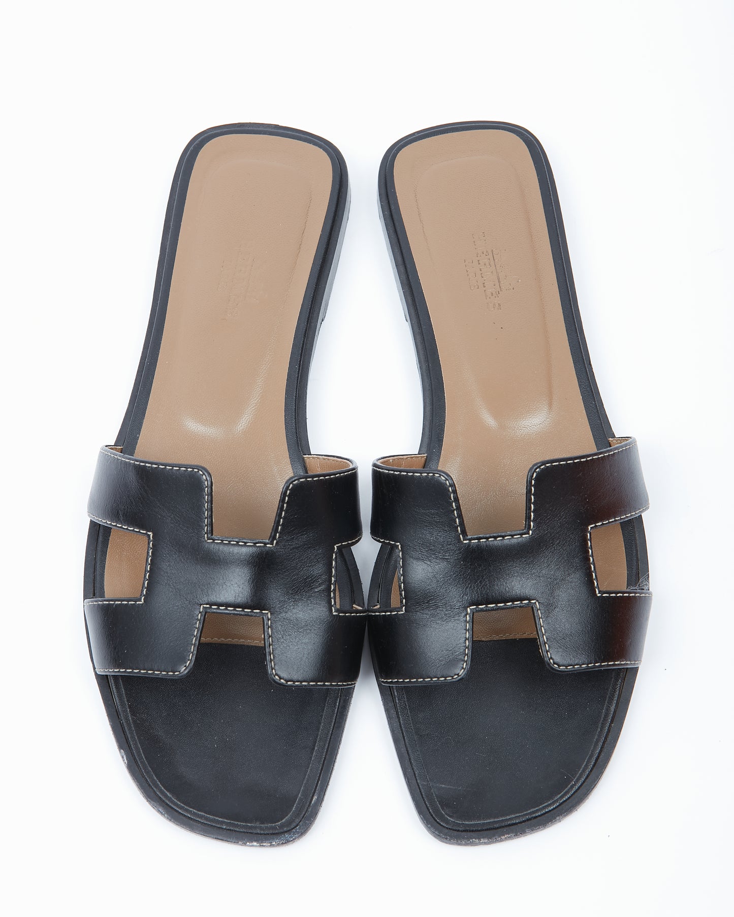 Sandales Oran à coutures contrastées en cuir noir Hermes - 38,5