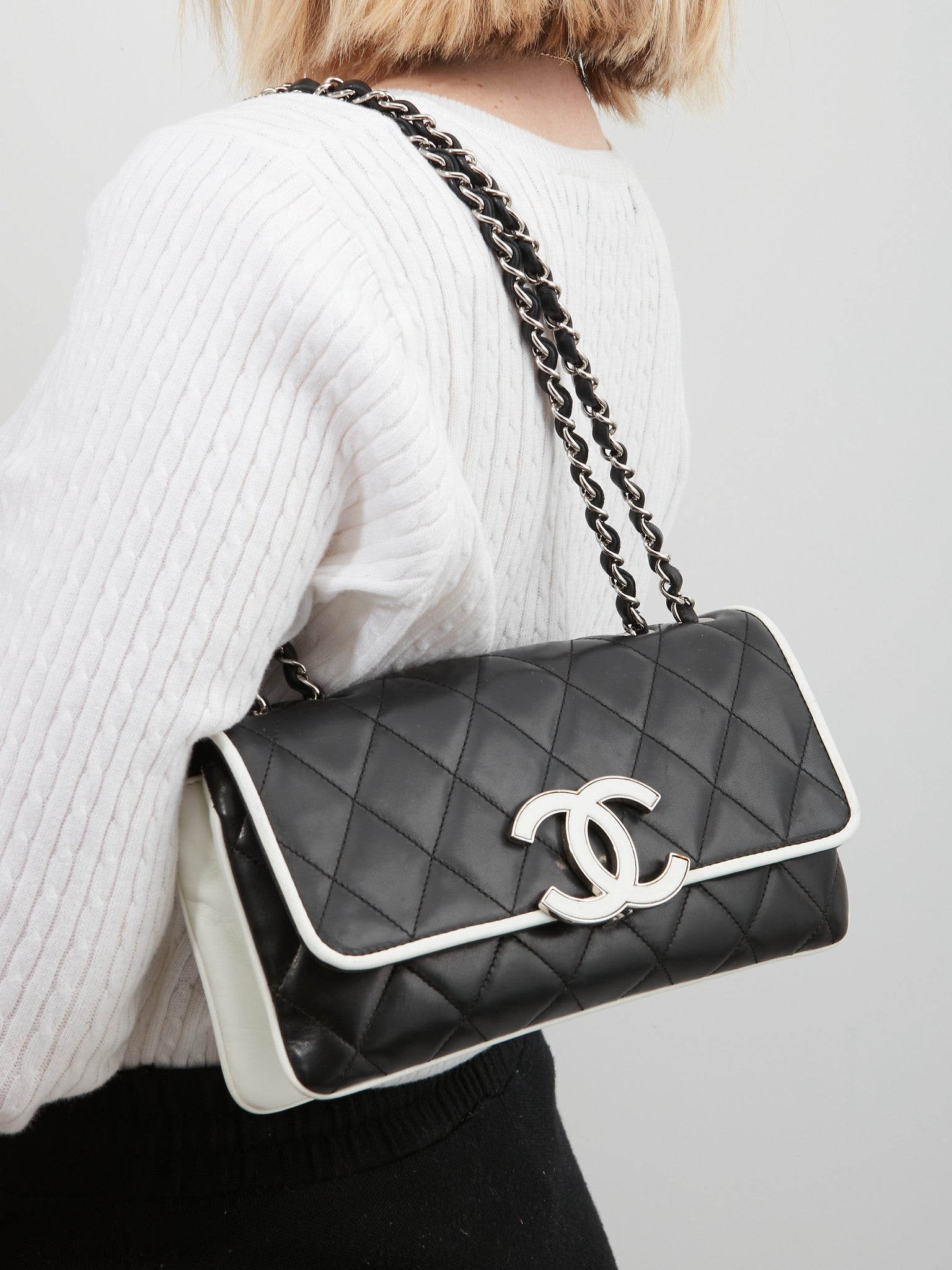 Chanel Black/White Lambskin Fliplock CC Flap Shoulder Bag SHW