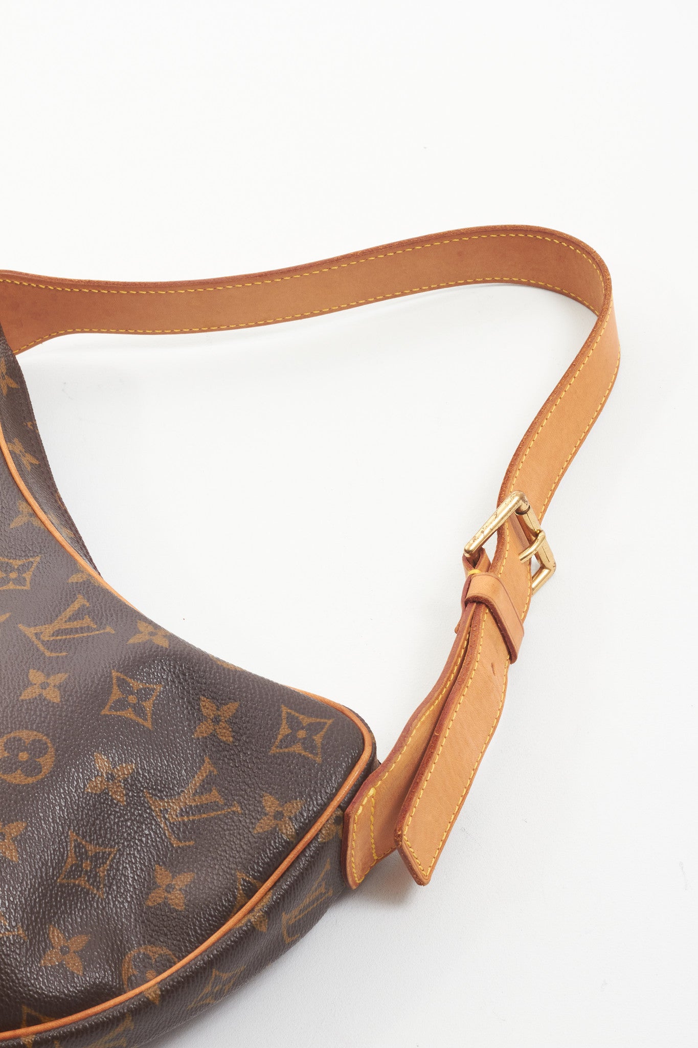 Louis Vuitton Monogram Croissant MM Shoulder Bag