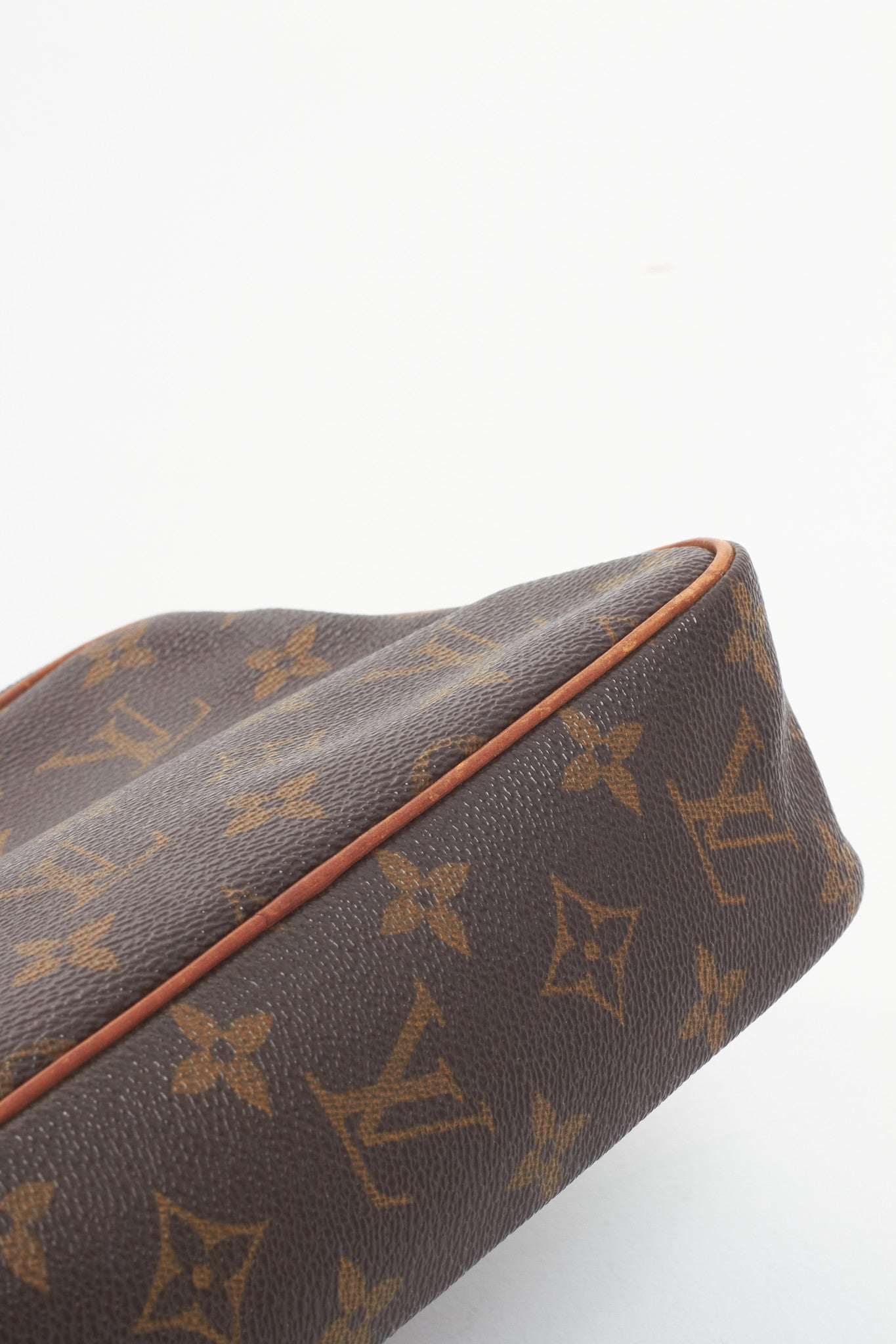 Louis Vuitton Monogram Canvas Compiegne 23 Pochette