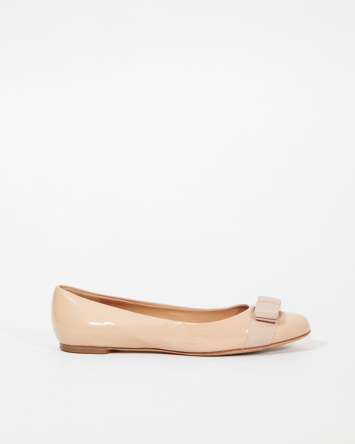 Ferragamo Nude Patent Vara Bow Ballerina Flats - 37.5