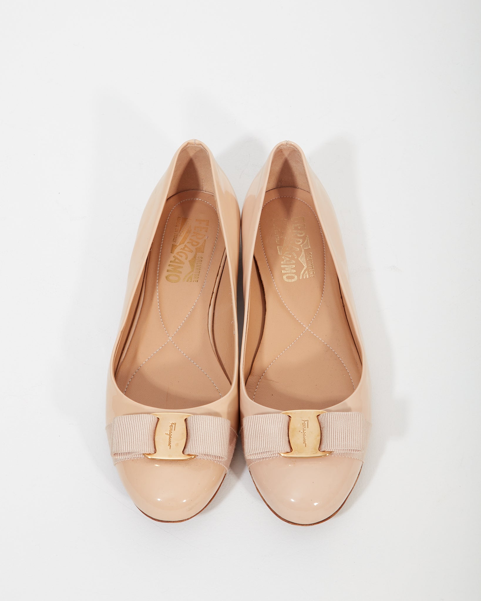 Ferragamo Nude Patent Vara Bow Ballerina Flats - 37.5