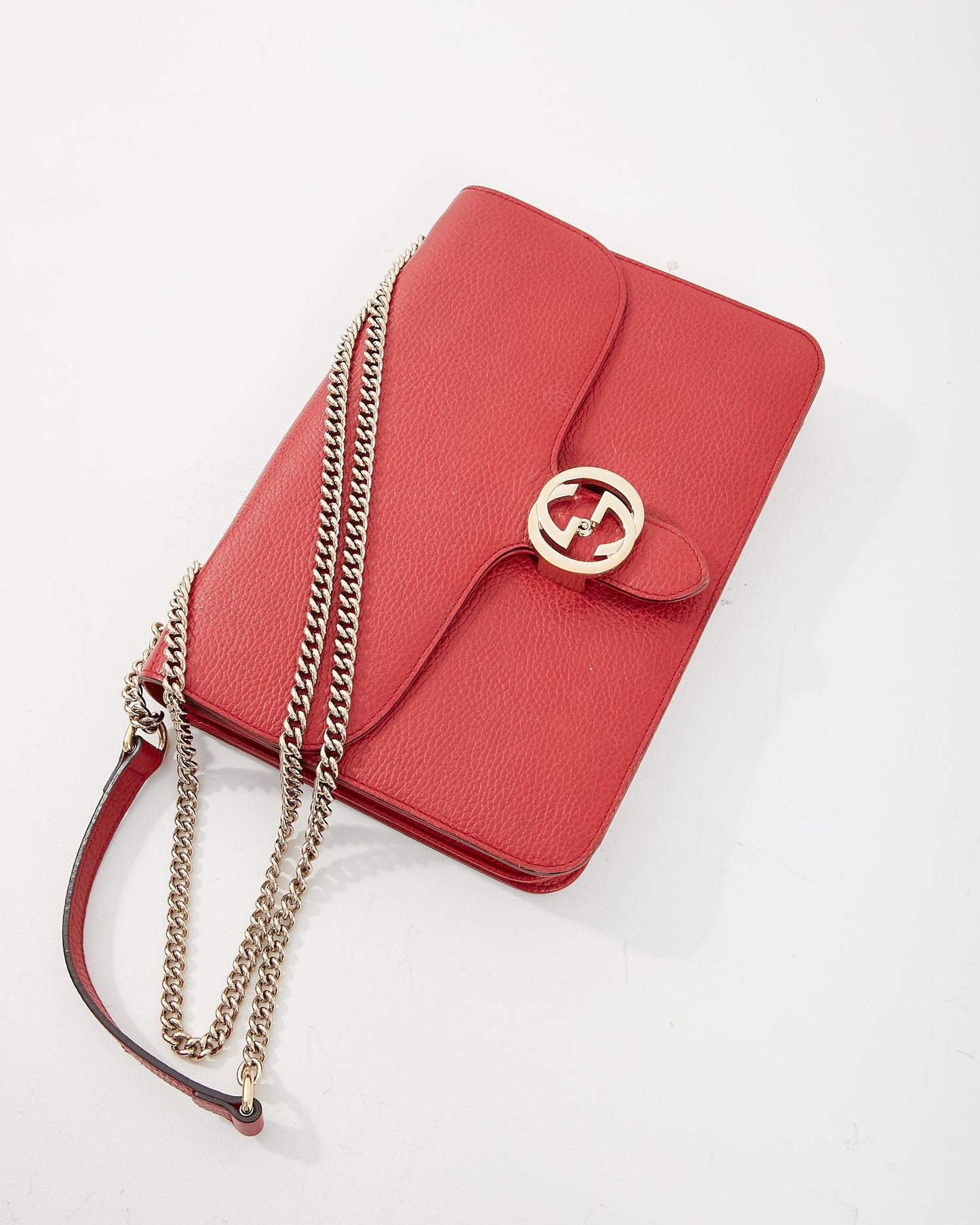 Gucci Red Pebbled Leather Interlocking GG Large Chain Bag